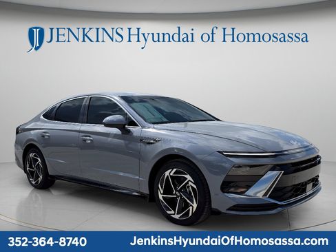 New 2026 Hyundai Sonata SEL FWD image 1