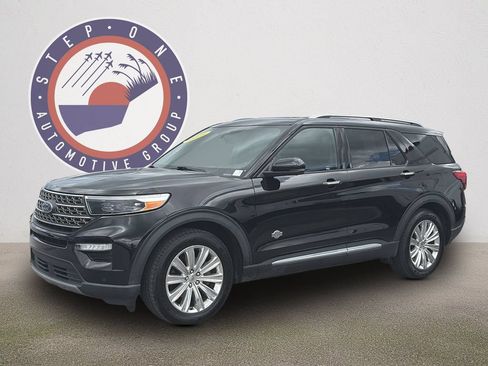Certified 2023 Ford Explorer King Ranch w/ Technology Package RWD image 2