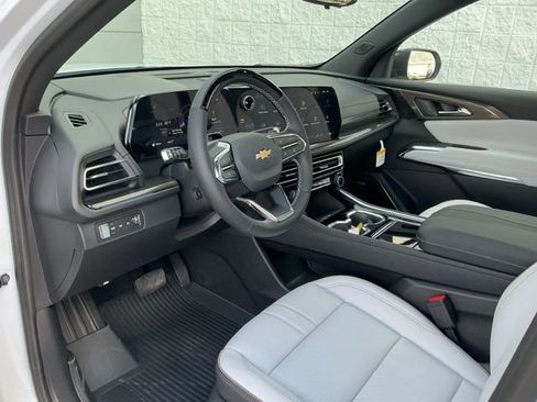 New 2026 Chevrolet Traverse High Country image 12