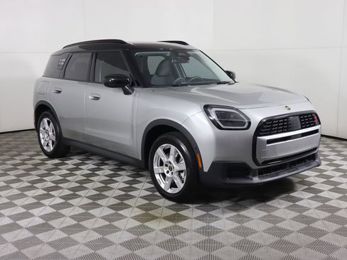 Certified 2025 MINI Cooper Countryman S image 3