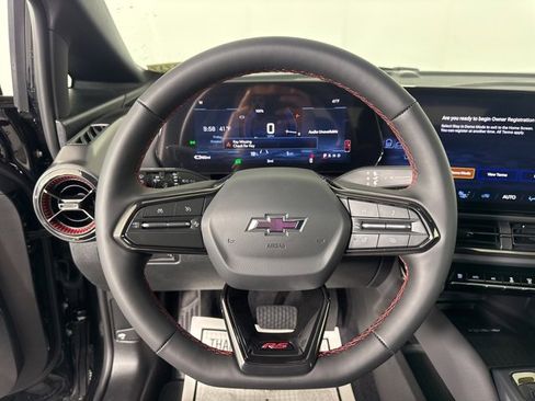 New 2026 Chevrolet Equinox EV RS image 19