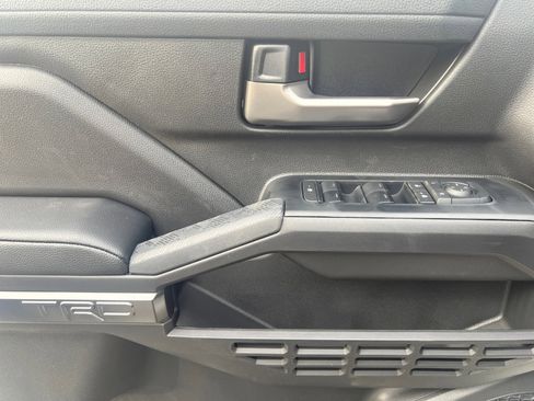 New 2026 Toyota Tacoma TRD Off-Road image 18