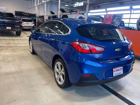 Used 2018 Chevrolet Cruze Premier image 5