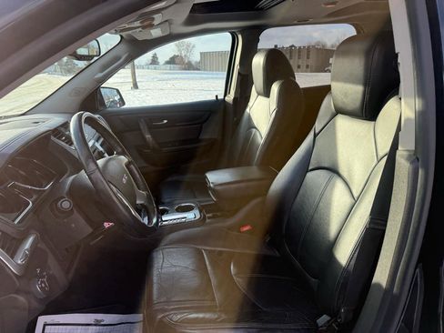 Used 2014 GMC Acadia SLT image 10