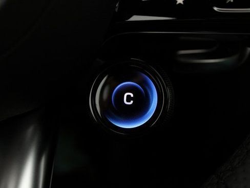 New 2025 Mercedes-Benz GLC 43 AMG 4MATIC image 22