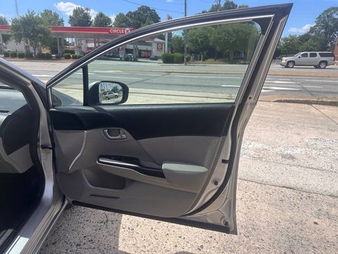 Used 2014 Honda Civic LX image 16
