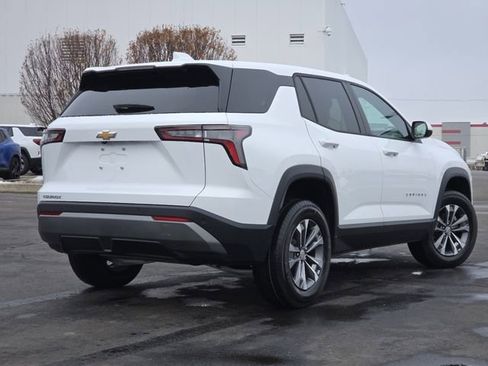 New 2026 Chevrolet Equinox LT FWD image 19