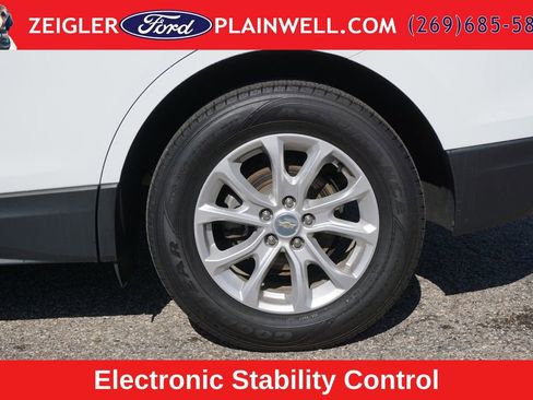Used 2019 Chevrolet Equinox LS AWD/4WD image 9