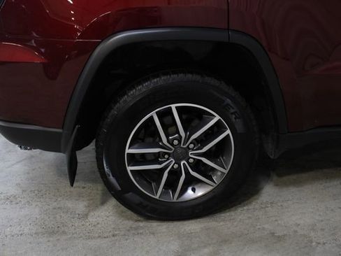 Used 2020 Jeep Grand Cherokee Limited AWD/4WD image 27