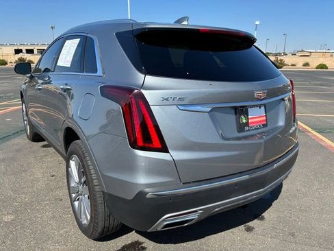 Used 2025 Cadillac XT5 Premium Luxury w/ LPO, Floor Liner Package FWD image 4