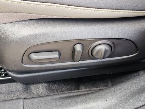 New 2026 Chevrolet Trax ACTIV w/ Sunroof Package image 32