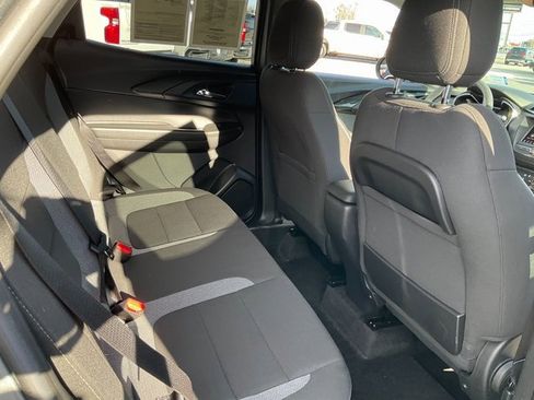 Used 2023 Chevrolet TrailBlazer LT image 17