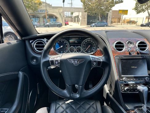 Used 2016 Bentley Continental GT image 35