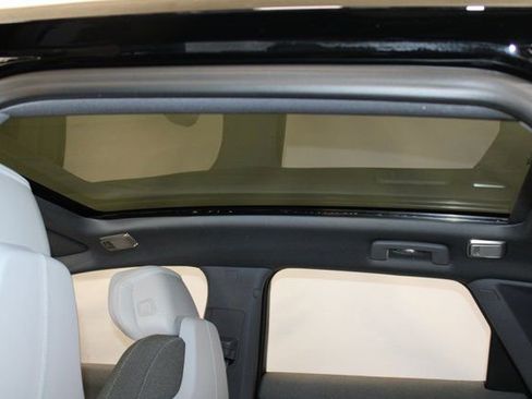 New 2026 Cadillac Optiq Luxury 1 RWD image 8