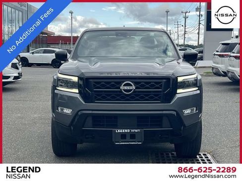 Used 2023 Nissan Frontier SV w/ Midnight Edition Package AWD/4WD image 2