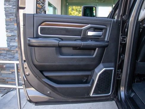 Used 2024 RAM 2500 Laramie image 19