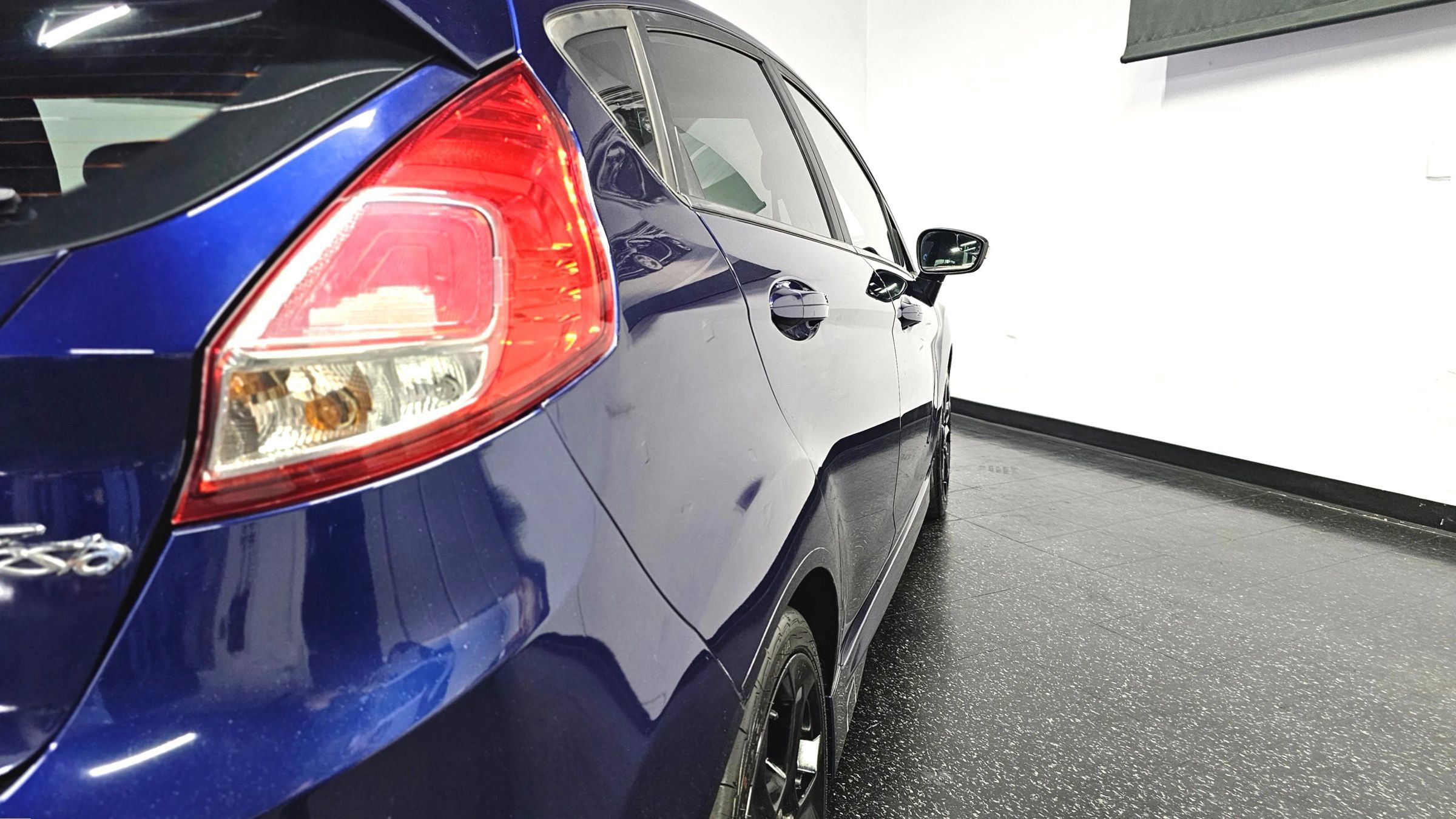 Used 2016 Ford Fiesta ST FWD image 26