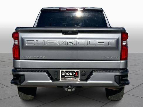 Used 2022 Chevrolet Silverado 1500 Custom w/ LPO, Dark Essentials Package RWD image 4