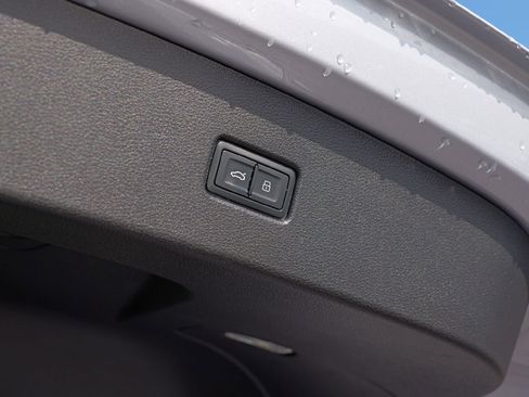 Certified 2024 Audi Q5 2.0T Premium Plus w/ Premium Plus Package image 32