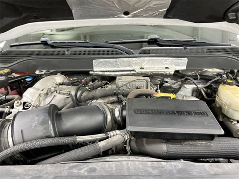Used 2018 Chevrolet Silverado 2500 LTZ image 26