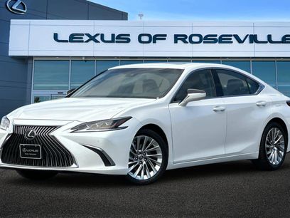 Used 2021 Lexus ES 350 w/ Luxury Package