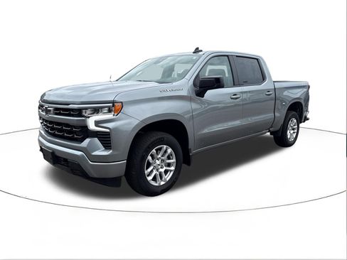 Used 2026 Chevrolet Silverado 1500 RST AWD/4WD image 7
