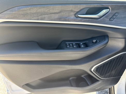 New 2026 Jeep Grand Cherokee Limited image 10