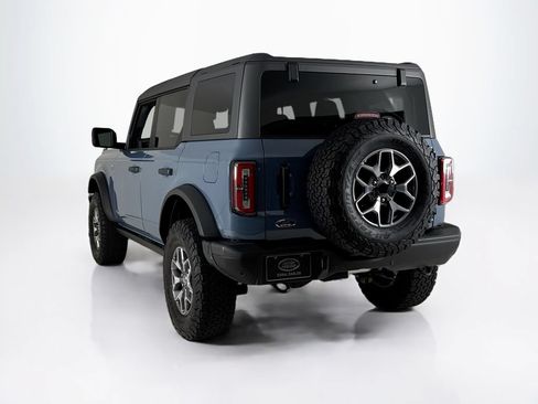 Used 2025 Ford Bronco Badlands AWD/4WD image 3