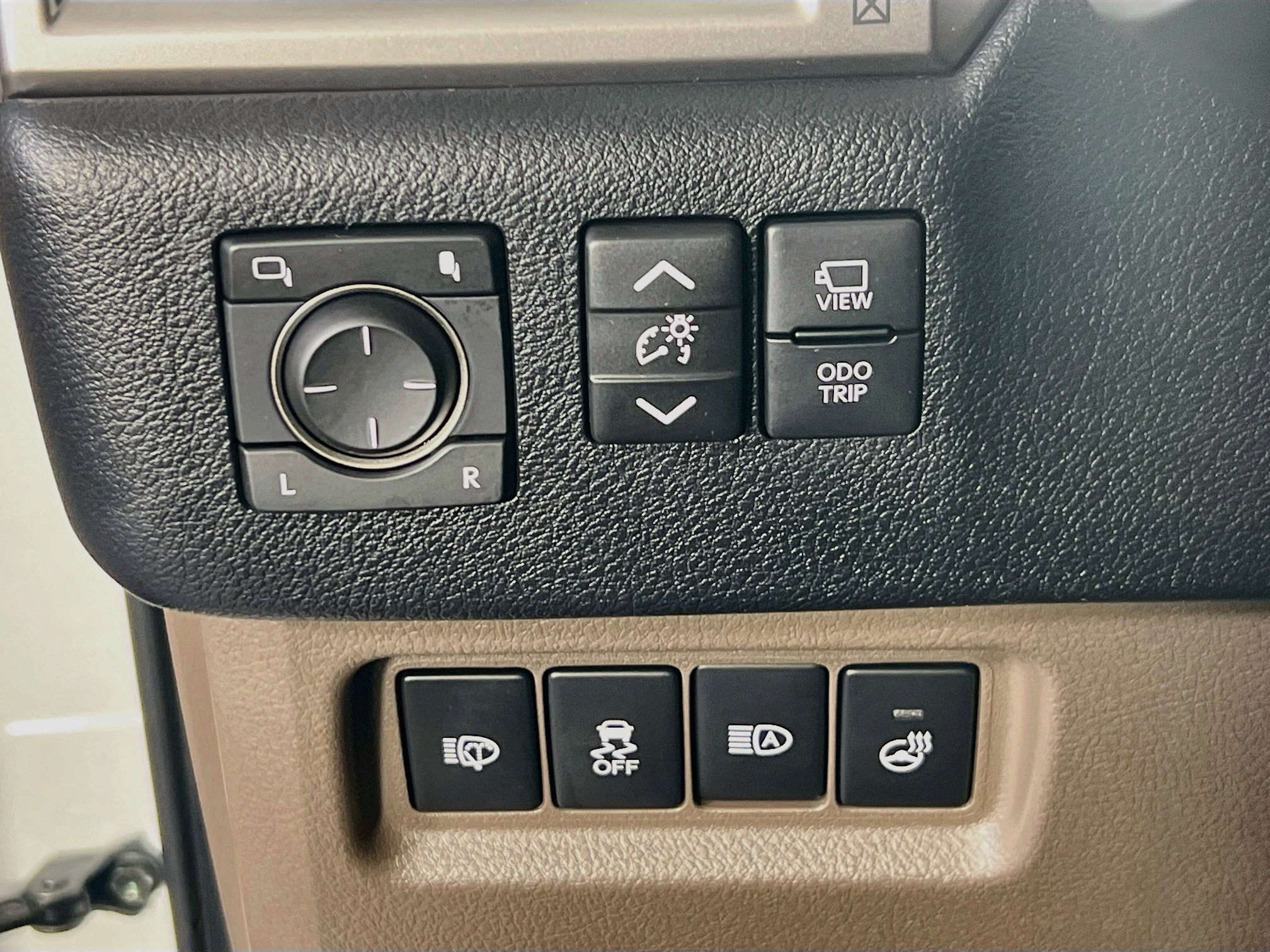 Used 2022 Lexus GX 460 Luxury w/ Off Road Package AWD/4WD image 10