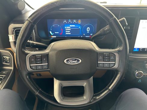 Used 2023 Ford F350 Lariat w/ Chrome Package AWD/4WD image 22