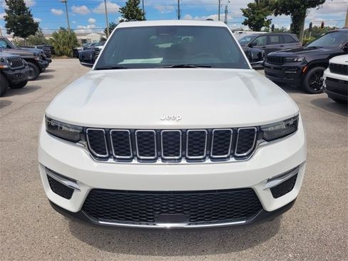 New 2025 Jeep Grand Cherokee Limited image 19