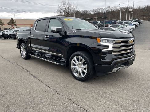 Used 2022 Chevrolet Silverado 1500 High Country w/ High Country Premium Package image 6
