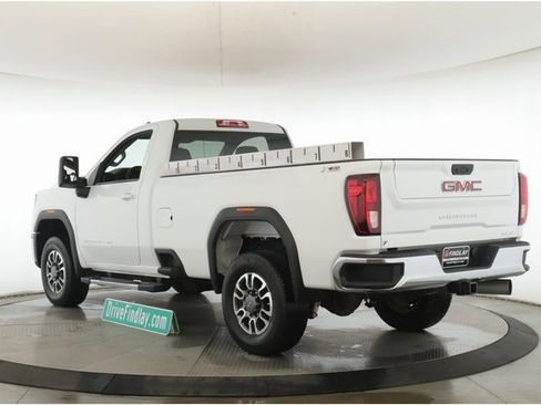 Used 2024 GMC Sierra 3500 SLE w/ SLE Convenience Package image 8