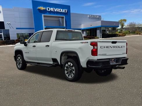 Used 2024 Chevrolet Silverado 2500 Custom w/ Custom Convenience Package AWD/4WD image 25