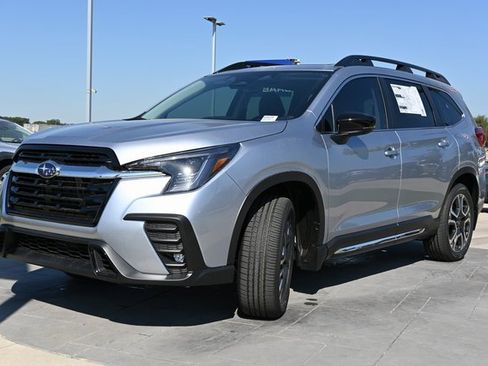 New 2025 Subaru Ascent Limited image 7