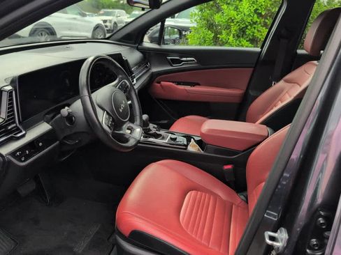 Used 2023 Kia Sportage SX FWD image 9