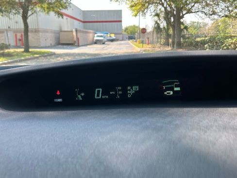 Used 2010 Toyota Prius Three image 21