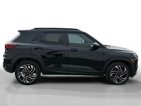 Used 2025 Chevrolet TrailBlazer RS w/ Convenience Package image 6