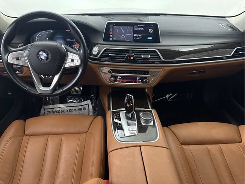 Used 2020 BMW 740i w/ Cold Weather Package RWD image 40