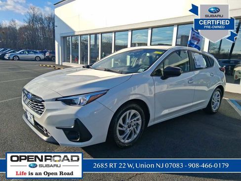 Certified 2025 Subaru Impreza 2.0i image 3