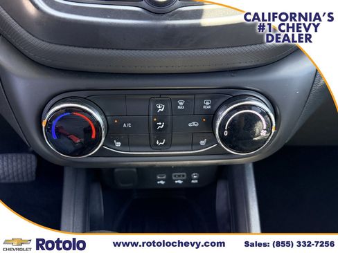 Used 2022 Chevrolet TrailBlazer LT w/ Confidence II Package FWD image 20