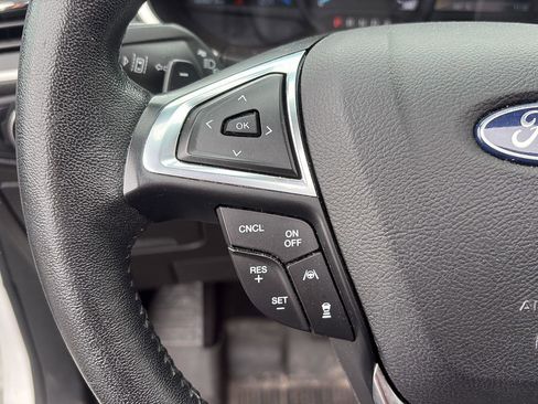 Used 2020 Ford Edge SEL w/ Convenience Package AWD/4WD image 15