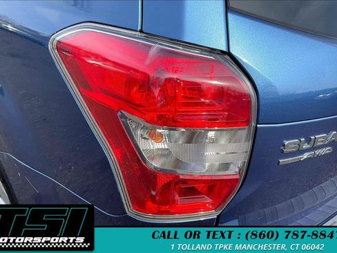 Used 2015 Subaru Forester 2.5i Premium AWD/4WD image 30