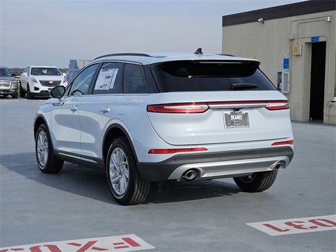 New 2026 Lincoln Corsair Premiere image 5