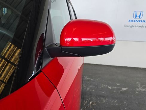Used 2025 Kia Soul LX FWD image 29