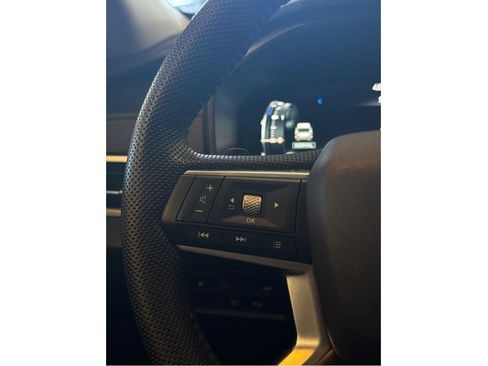 Used 2023 Mitsubishi Outlander SEL image 11