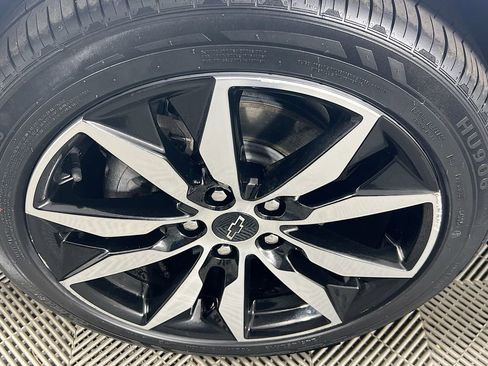 Used 2022 Chevrolet Malibu RS FWD image 29