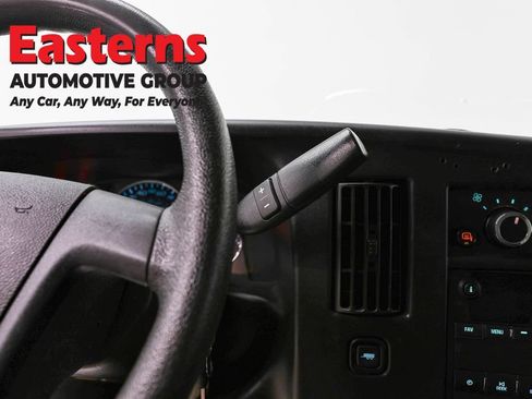 Used 2021 Chevrolet Express 2500 RWD image 12