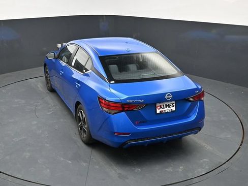 Used 2024 Nissan Sentra SV FWD image 41