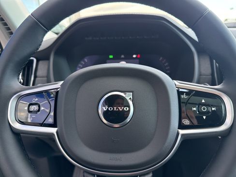 New 2026 Volvo XC90 B5 Core w/ Protection Package image 25